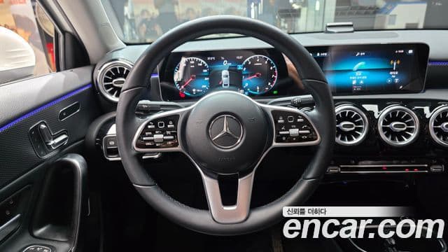 Mercedes-Benz A-Class 2020 — Фото 13/20