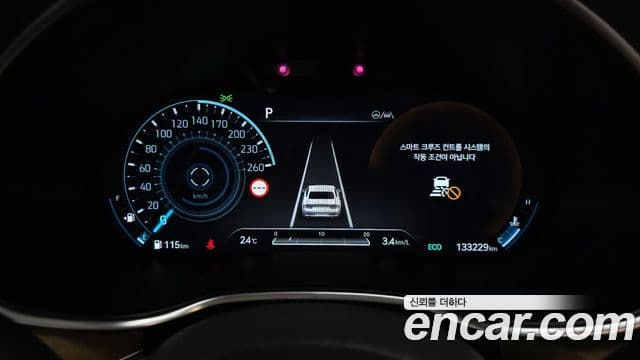 Genesis Electrified G80 2022 — фото 8 из 20