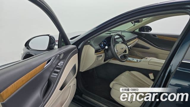 Genesis Electrified G80 2022 — фото 10 из 20