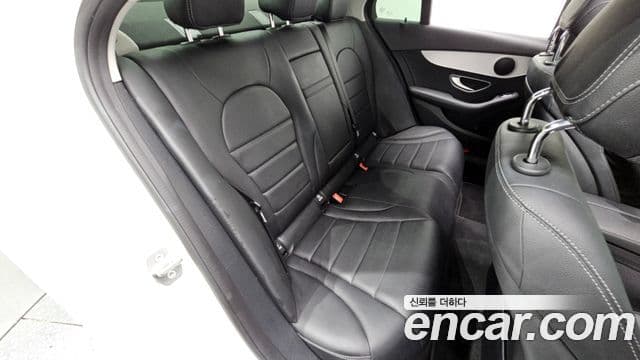 Mercedes-Benz C-Class 2020 — фото 12 из 20