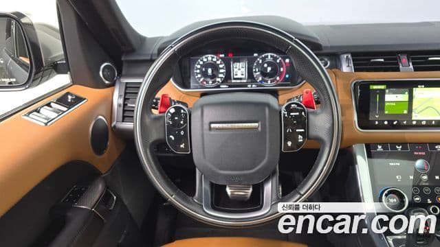 Land Rover Range Rover Sport 2018 — фото 13 из 20
