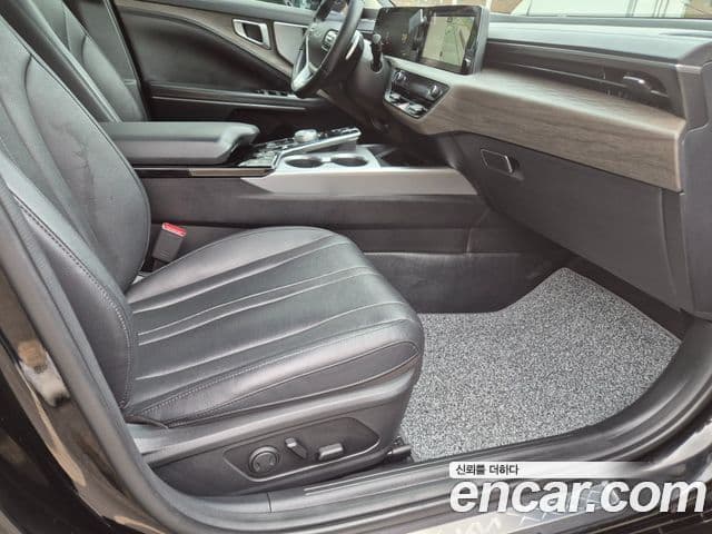 Kia K8 2023 — фото 10 из 20