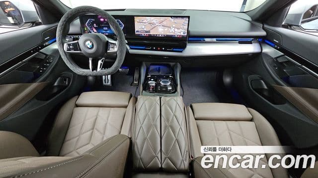 BMW 5 Series 2024 — фото 7 из 20
