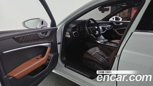 Audi A6 2021 — фото 10 из 20