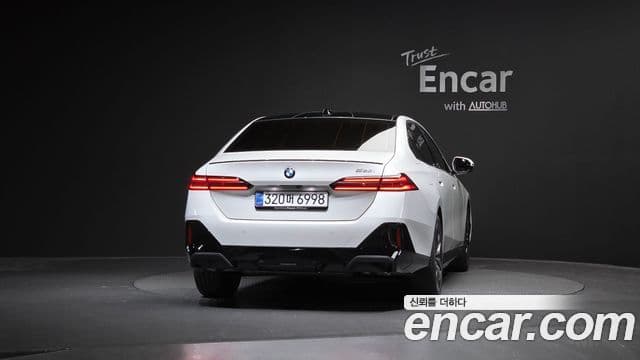 BMW 5 Series 2025 — ფოტო 4/20