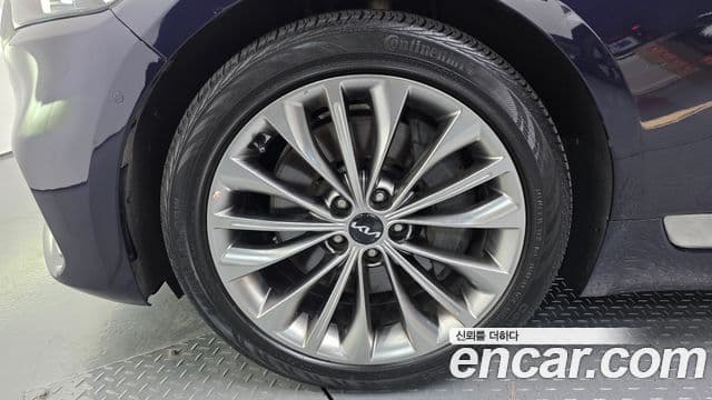 Kia The K9 2023 — фото 5 из 20