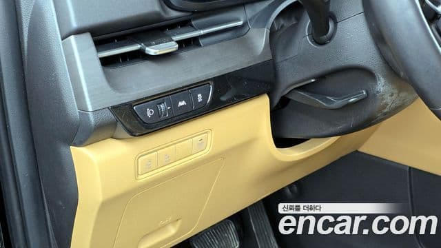 Kia Carnival 2022 — фото 16 из 20