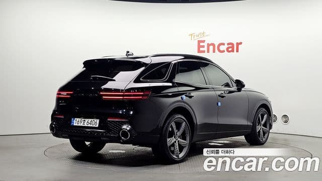 Genesis GV70 2022 — ფოტო 2/20