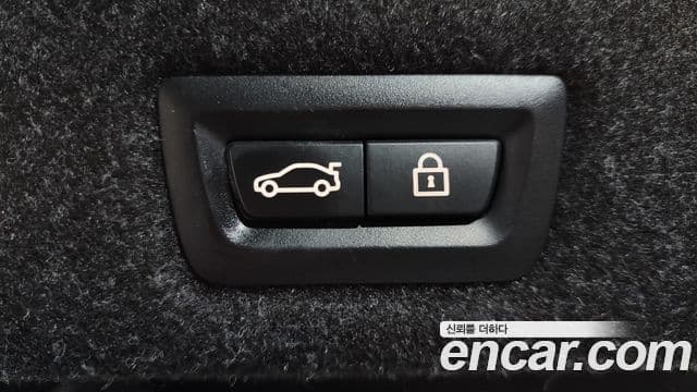 BMW 5 Series 2019 — Şəkil 17/20