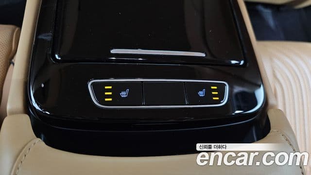 Genesis Electrified G80 2020 — ფოტო 19/20