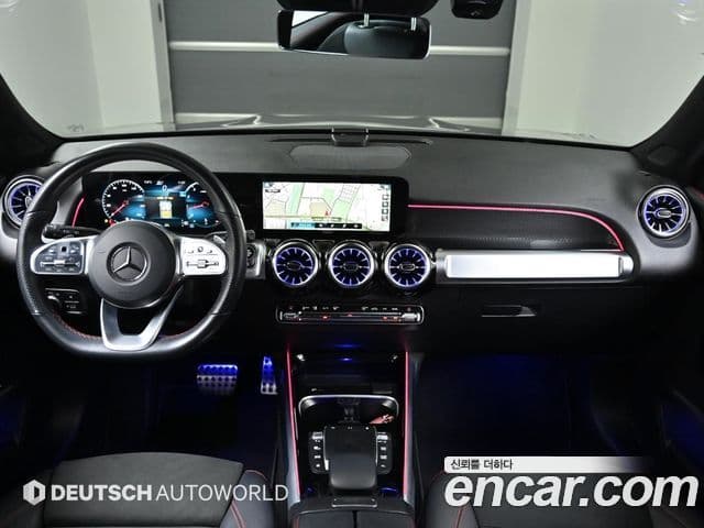 Mercedes-Benz GLB-Class 2022 — Şəkil 10/20