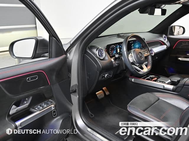 Mercedes-Benz GLB-Class 2022 — Şəkil 11/20