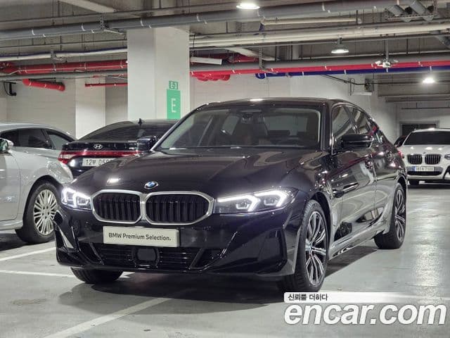 BMW 3 Series 2025 — фото 10 из 20