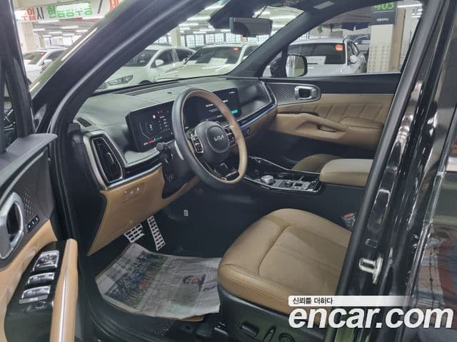 Kia Sorento 2023 — Şəkil 6/18