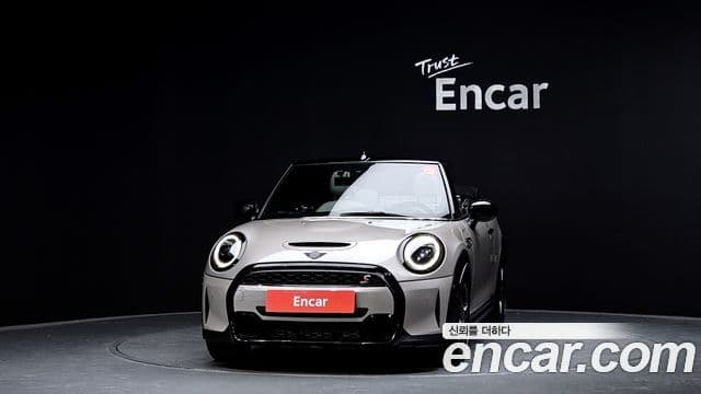 Mini Cooper S Convertible 2022 — Фото 3/20