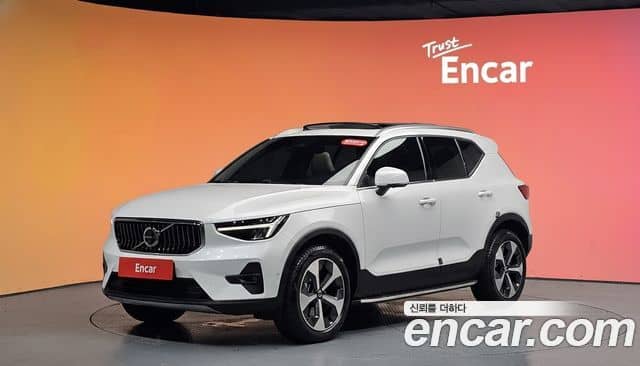 Volvo XC40, 2023