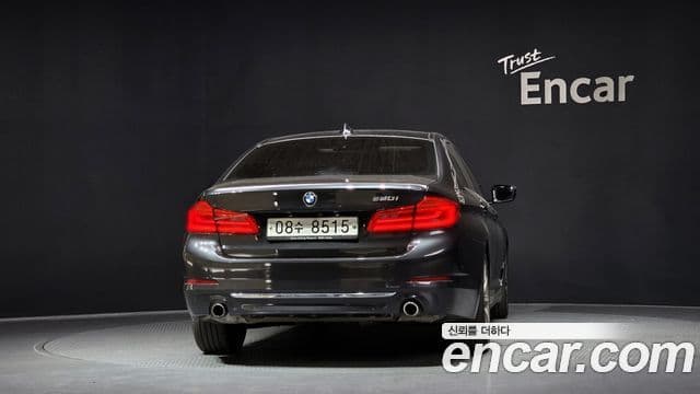 BMW 5 Series 2019 — Фото 4/20