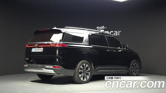 Kia Carnival 2021 — Şəkil 2/20