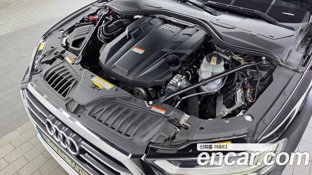 Audi A8 2021 — ფოტო 6/20
