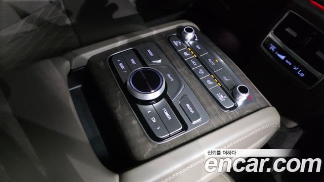 Kia The K9 2021 — Şəkil 19/20