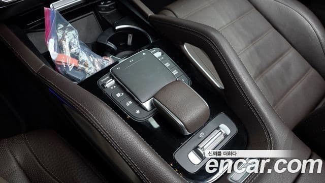 Mercedes-Benz GLE-Class 2022 — Şəkil 16/20