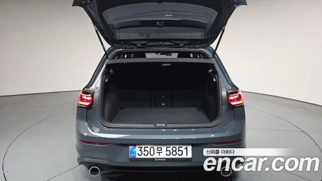 Volkswagen Golf 2025 — фото 20 из 20