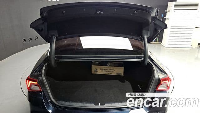 Kia K5 2020 — Şəkil 19/20