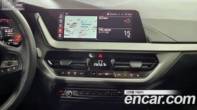 BMW 1 Series 2020 — фото 12 из 18