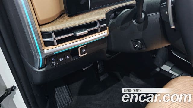 Hyundai Santa Fe 2024 — фото 17 из 20