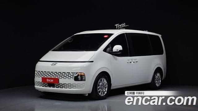 Hyundai Staria 2022 — ფოტო 1/20