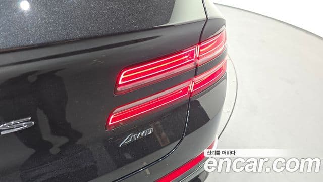 Genesis GV80 2022 — ფოტო 38/40
