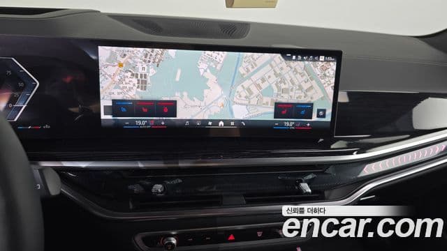 BMW X5 2025 — фото 12 из 20