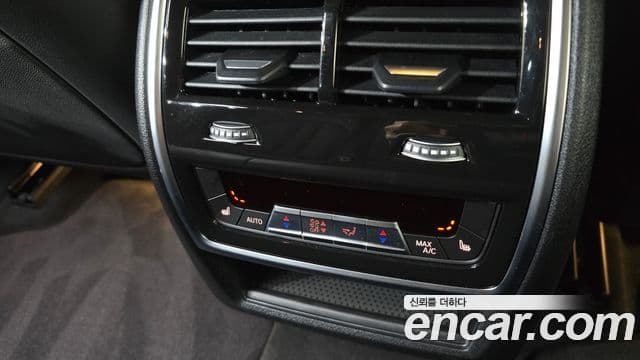 BMW X5 2025 — Photo 33/35