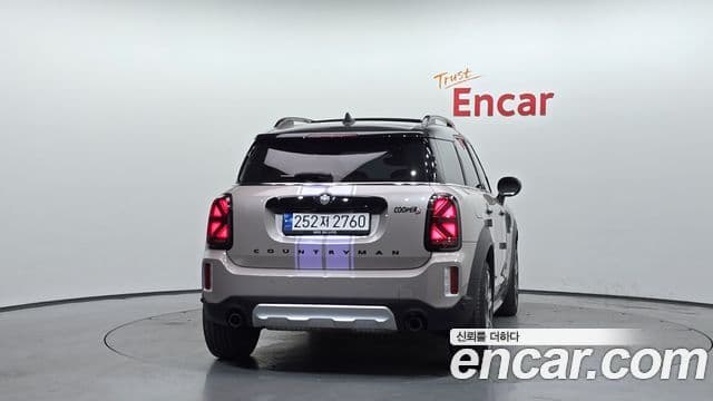 Mini Cooper S Countryman 2022 — Фото 4/20