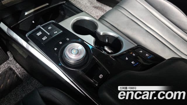 Kia K8 2022 — Şəkil 9/20