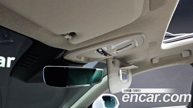 Volvo XC40 2023 — фото 20 из 20