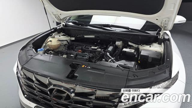 Hyundai Tucson Hybrid 2021 — Photo 8/30