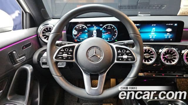 Mercedes-Benz A-Class 2021 — фото 13 из 20