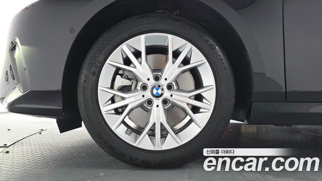 BMW 1 Series 2025 — фото 5 из 20
