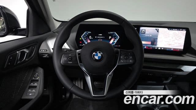 BMW 1 Series 2025 — ფოტო 12/20