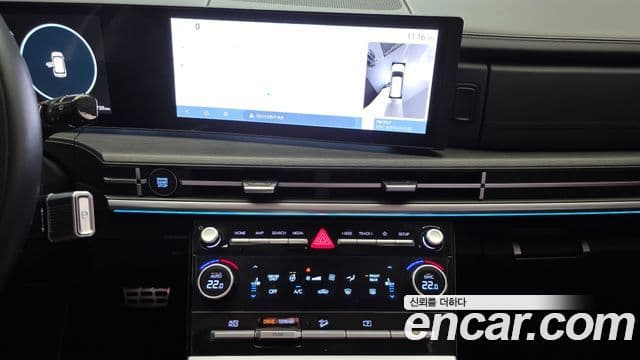 Hyundai Santa Fe 2023 — фото 15 из 20