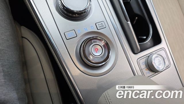 Genesis GV80 2023 — ფოტო 9/20