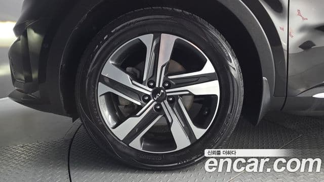 Kia Sorento 2022 — ფოტო 5/20