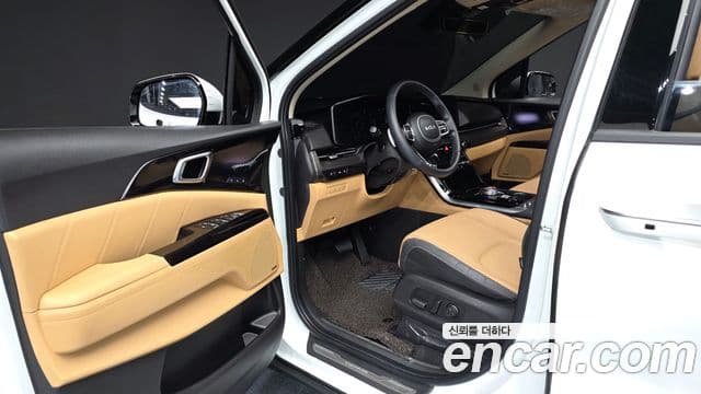 Kia Carnival 2023 — Фото 9/20