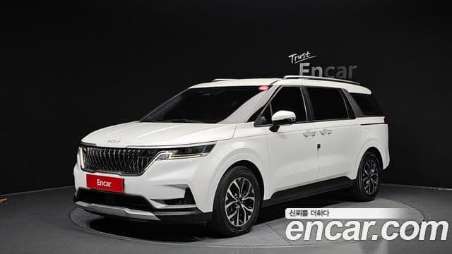 Kia Carnival 2022 — Фото 1/20