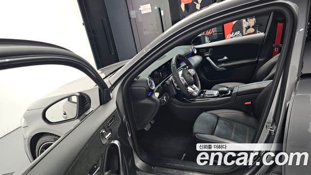 Mercedes-Benz A-Class 2023 — Şəkil 10/20
