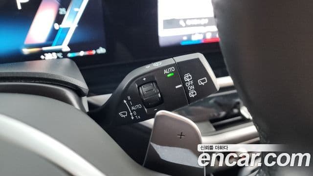 BMW X7 2024 — Photo 16/36