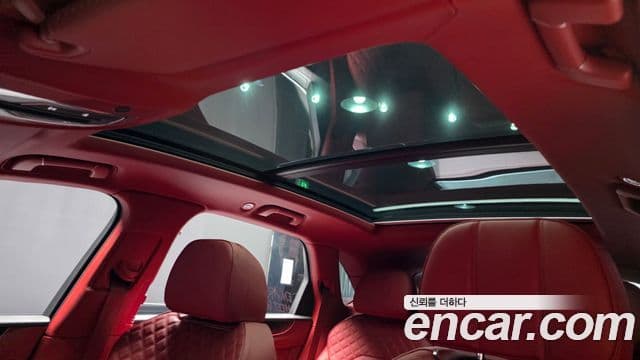Bentley Bentayga 2022 — Şəkil 17/20