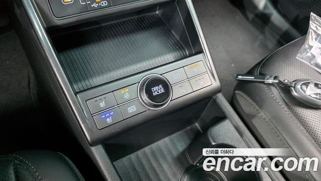 Hyundai Kona 2024 — ფოტო 19/20
