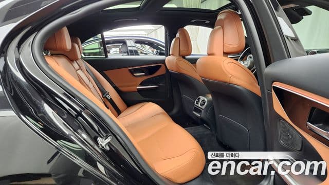 Mercedes-Benz C-Class 2023 — Şəkil 12/20